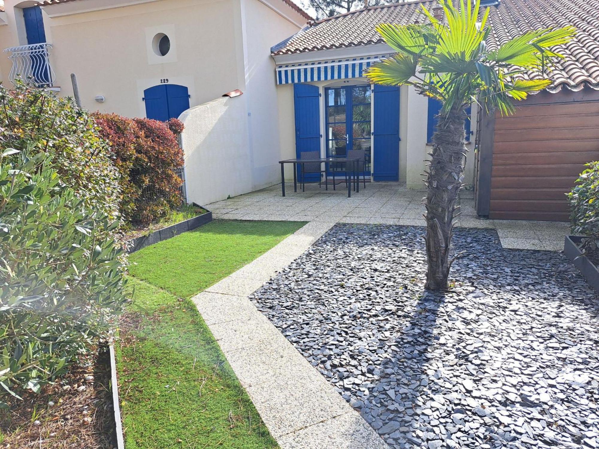 Holiday home Maison Charmante Proche Pistes Cyclables, Animaux Admis - Fr-1-323-567 *